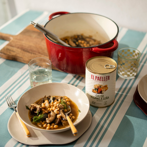 Caldo vegano a leña